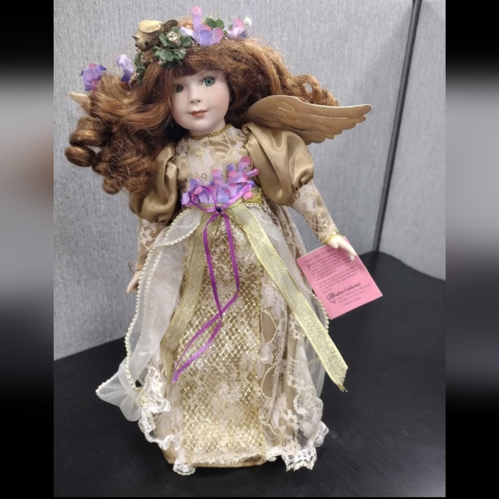 Paradise Galleries "Angel Of Hope" Treasury Collection Porcelain Doll